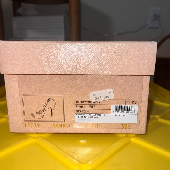 PRADA Black Patent Leather Round Toe Pump Calzature Donna Vernice size 7.5 - Picture 2 of 7